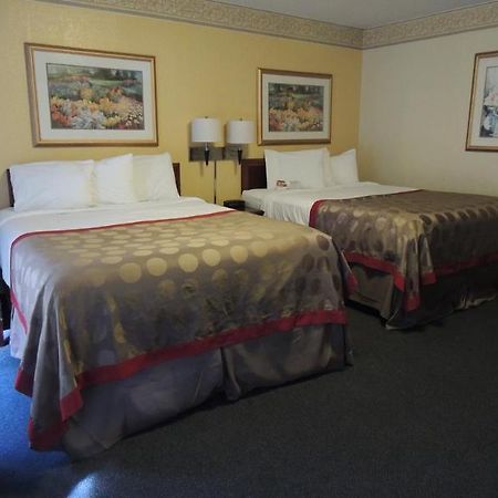 Ramada New Braunfels Hotel Bagian luar foto