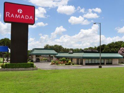 Ramada New Braunfels Hotel Bagian luar foto