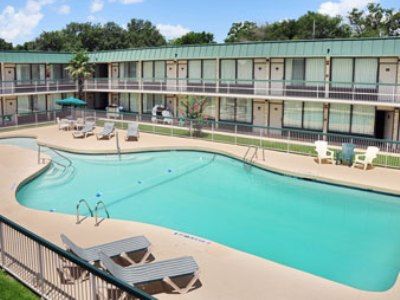 Ramada New Braunfels Hotel Bagian luar foto