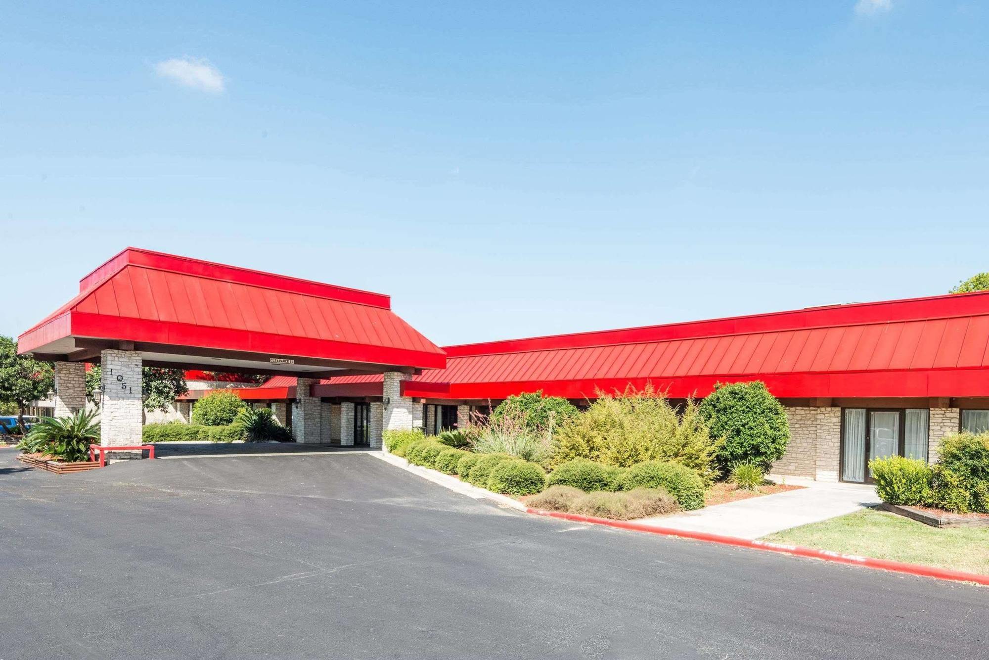 Ramada New Braunfels Hotel Bagian luar foto